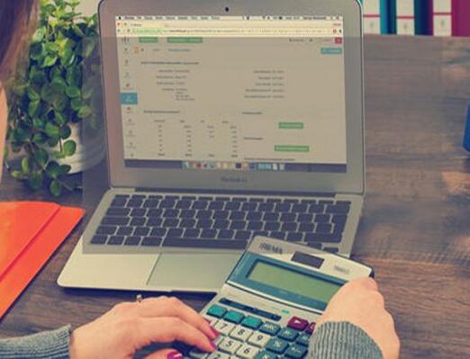 財務軟件選對了嗎？我會建議你這樣做...